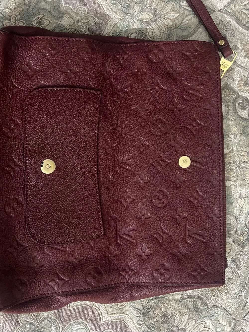 Louis Vuitton Empreinte Petillante Clutch